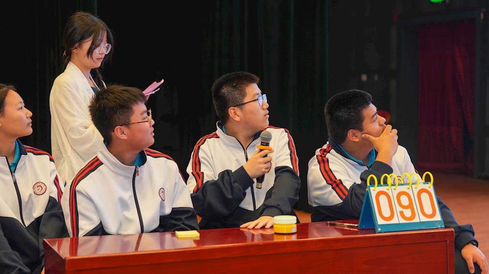 ce4bce941a3d4c8287f050bc2468db19.jpg